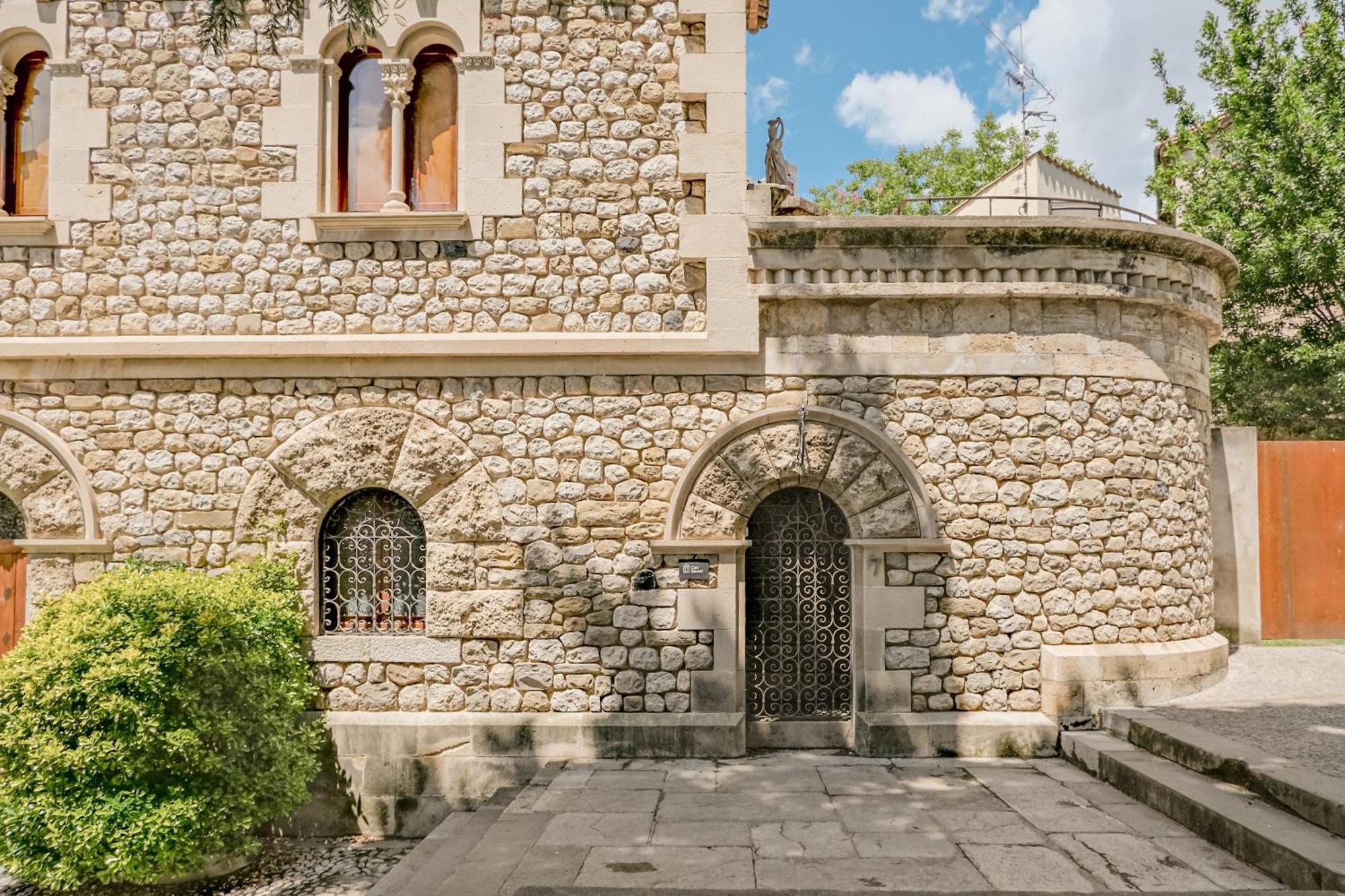 Can Severi Casa Con Historia En Besalú Dış mekan fotoğraf