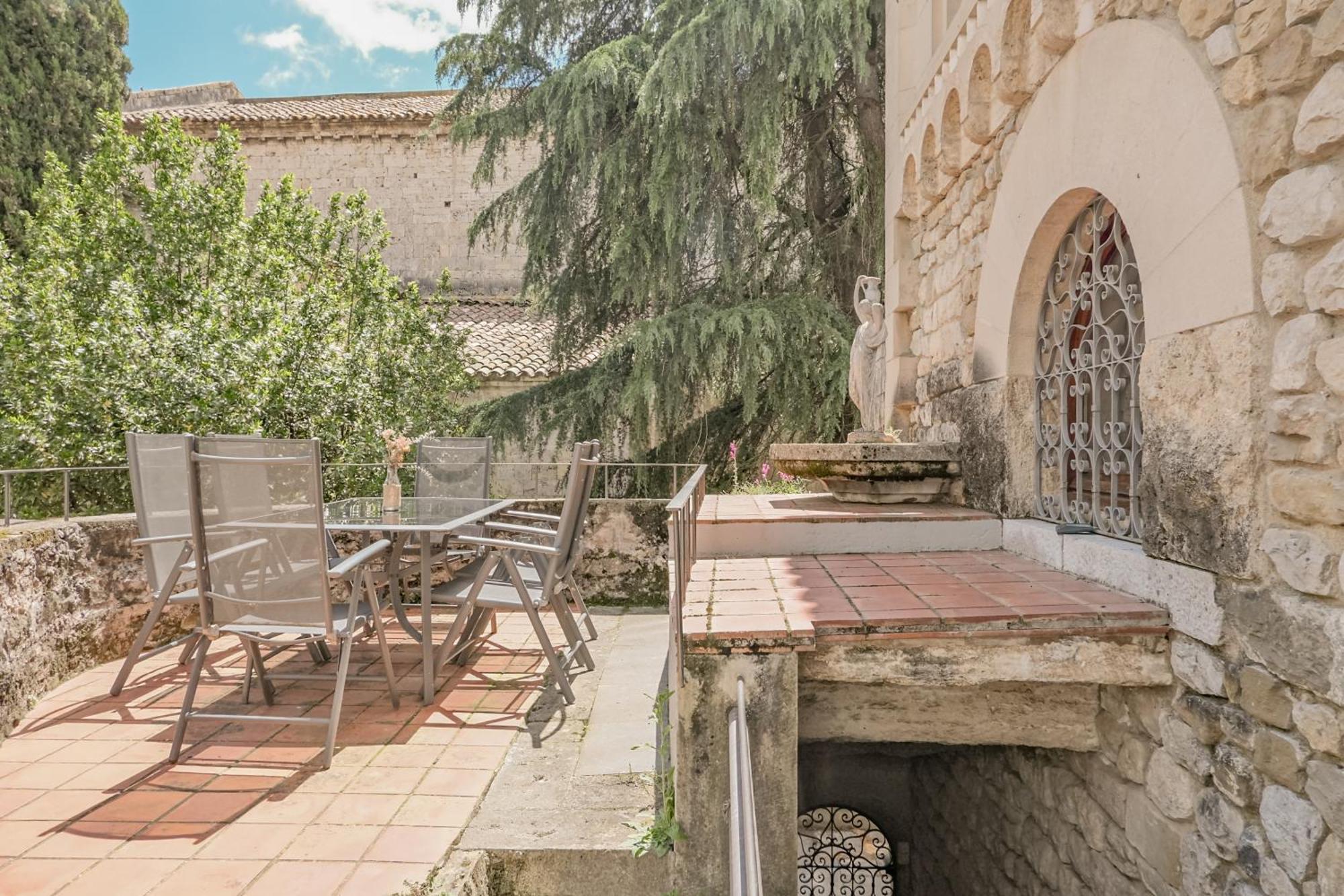 Can Severi Casa Con Historia En Besalú Dış mekan fotoğraf